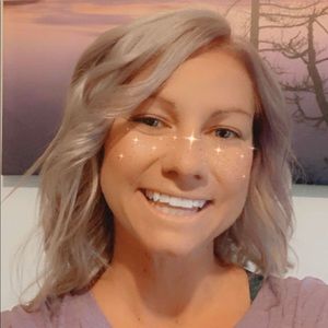 Meet your Posher, Brittney